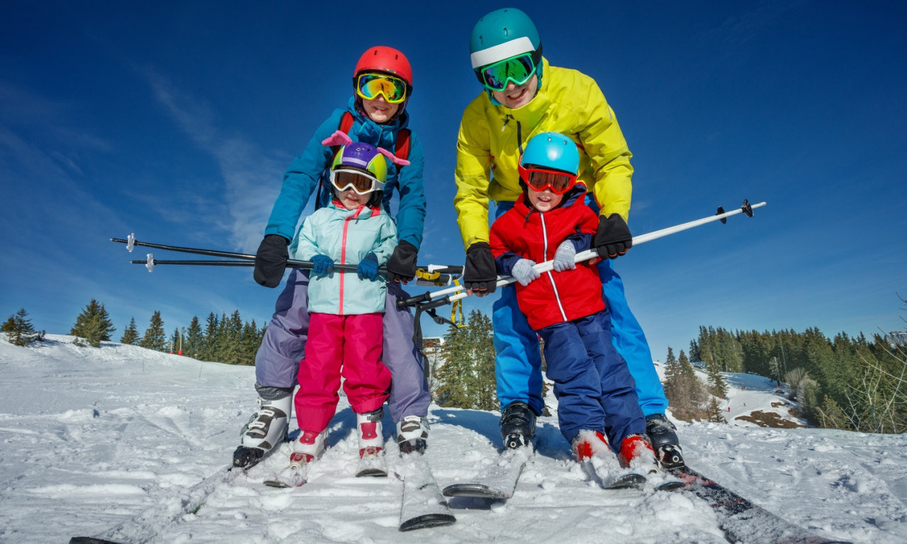 OTVORENA SEZONA SKIJANJA NA TORNIKU Danas besplatno, za vikend popust, a evo koja je cena ski pasa