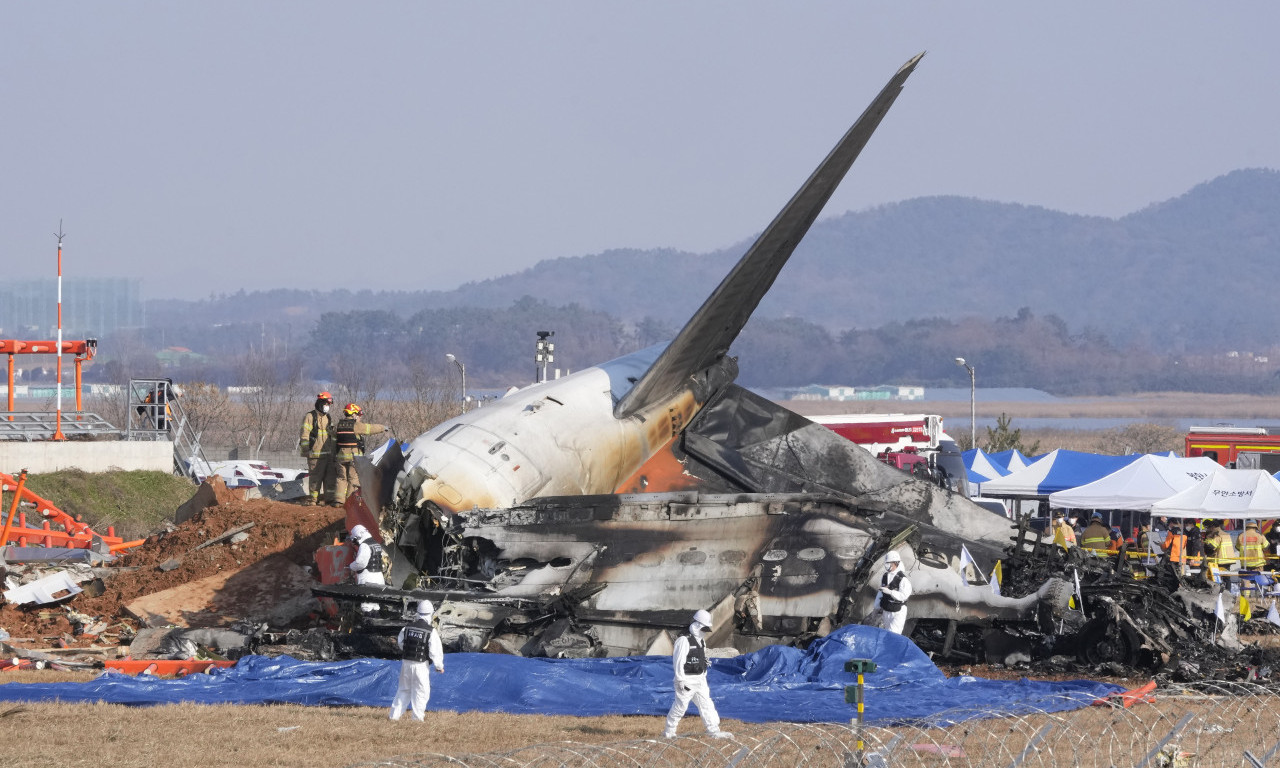 JUŽNA KOREJA ZAVIJENA U CRNO Proglašena sedmodnevna žalost zbog katastrofalne avionske nesreće