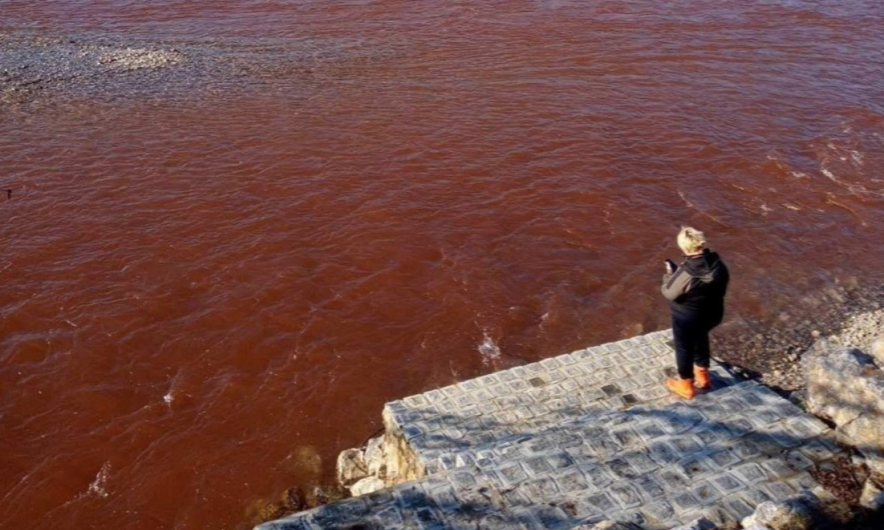 ZAŠTO JE DRINA POSTALA CRVENA? Boja reke uznemirila javnost! Evo da li ima zagađenja