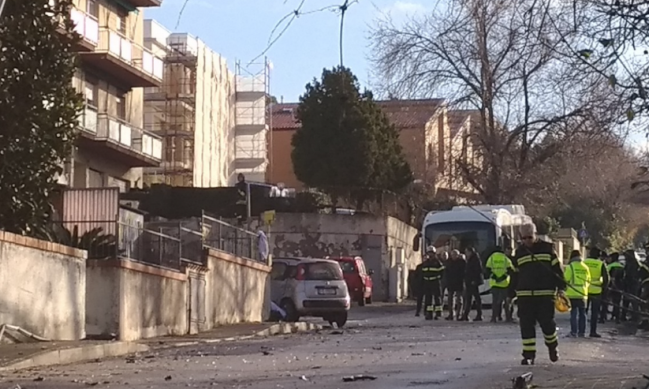 IMA MRTVIH U NESVAKIDAŠNJOJ SAOBRAĆAJNOJ NESREĆI U ITALIJI Građanima zabranjeno da izađu napolje - ovo je razlog