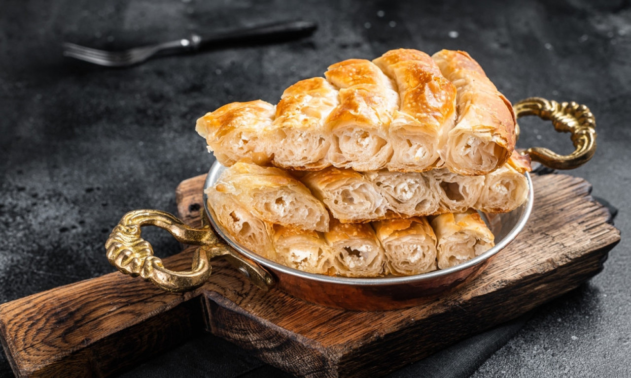 BOSANSKA PITA – Najbolje čuvana tajna Balkana: Recept koji će oduševiti svakog gurmana