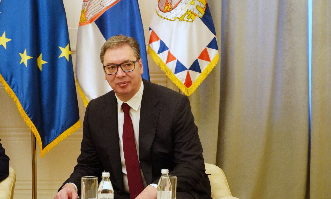 VUČIĆ PORUČIO DA NEĆE dozvoliti uništavanje Srbije: "Nikakve prelazne vlade ne dolaze u obzir...!"