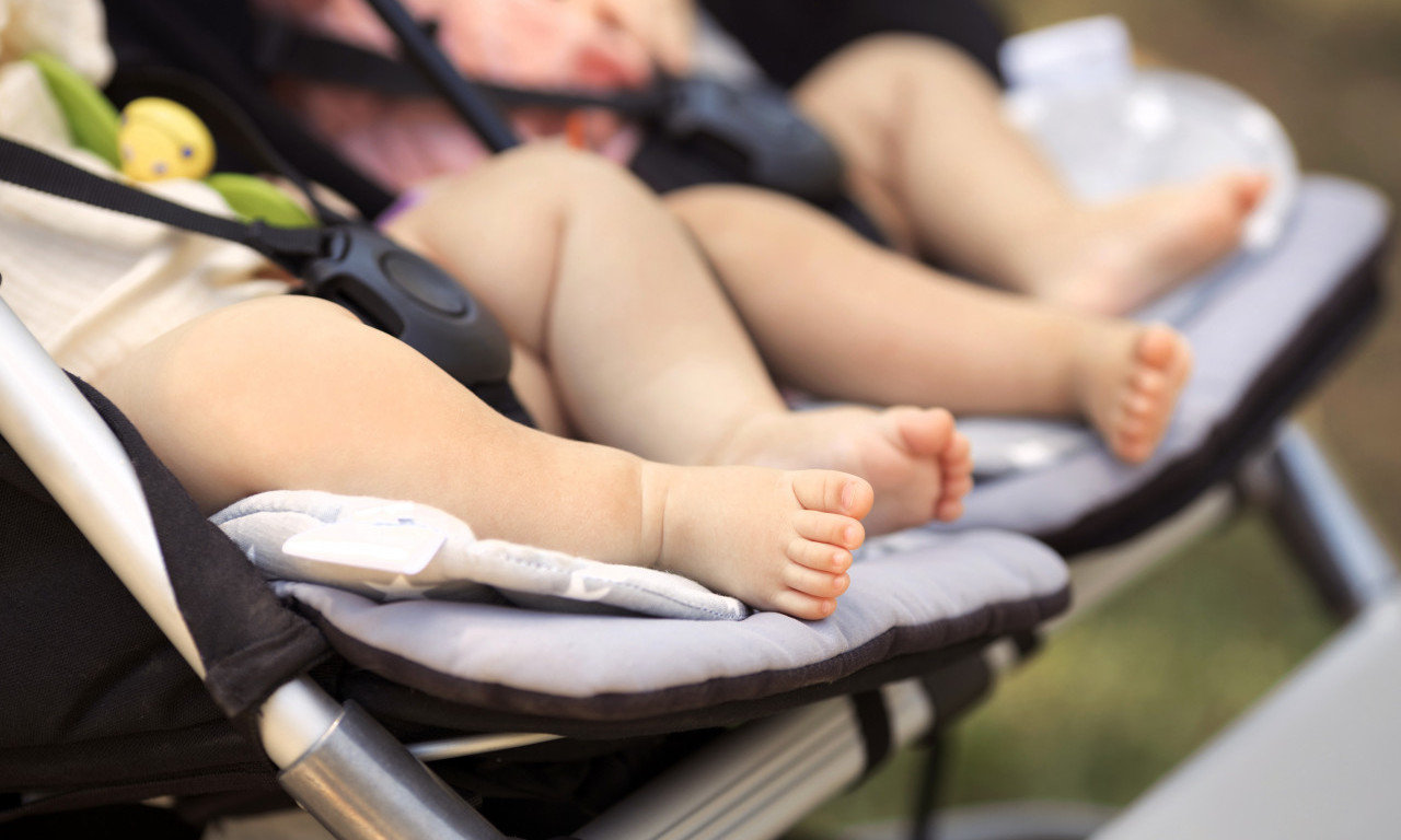 BLIZANCI UMRLI ZBOG SMRZAVANJA Bili su stari samo 20 dana, nezapamćen užas u bolnici