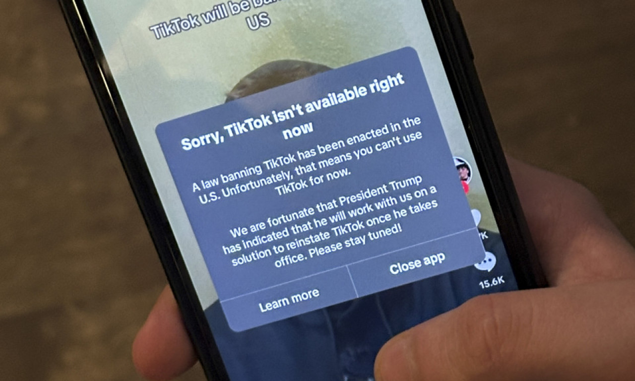 "RIP TIKTOK USA" Aplikacija prestala da radi u Americi - čeka se Trampov sledeći potez!