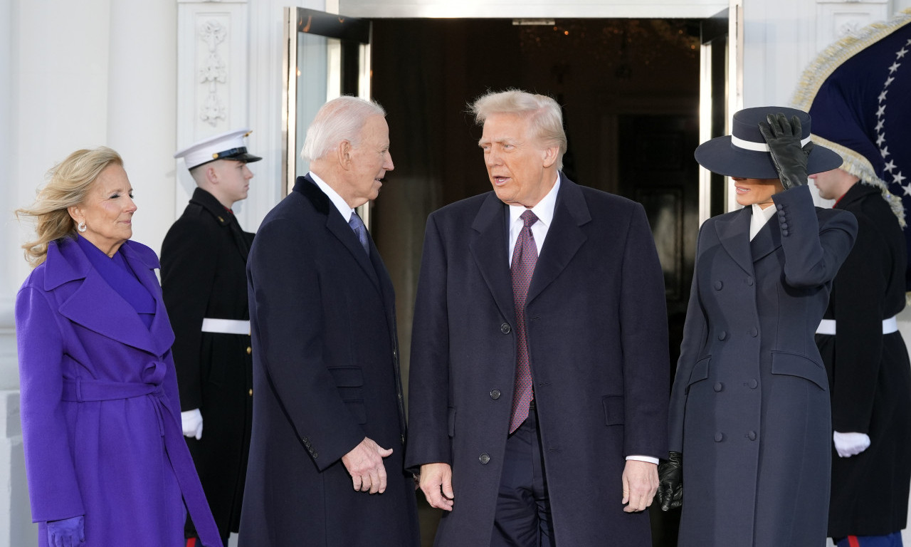 DONALD I MELANIJA PREUZIMAJU BELU KUĆU Bajden odlazi u moćnoj limuzini, a Ovalni kabinet dočekao preobražaj! (FOTO)