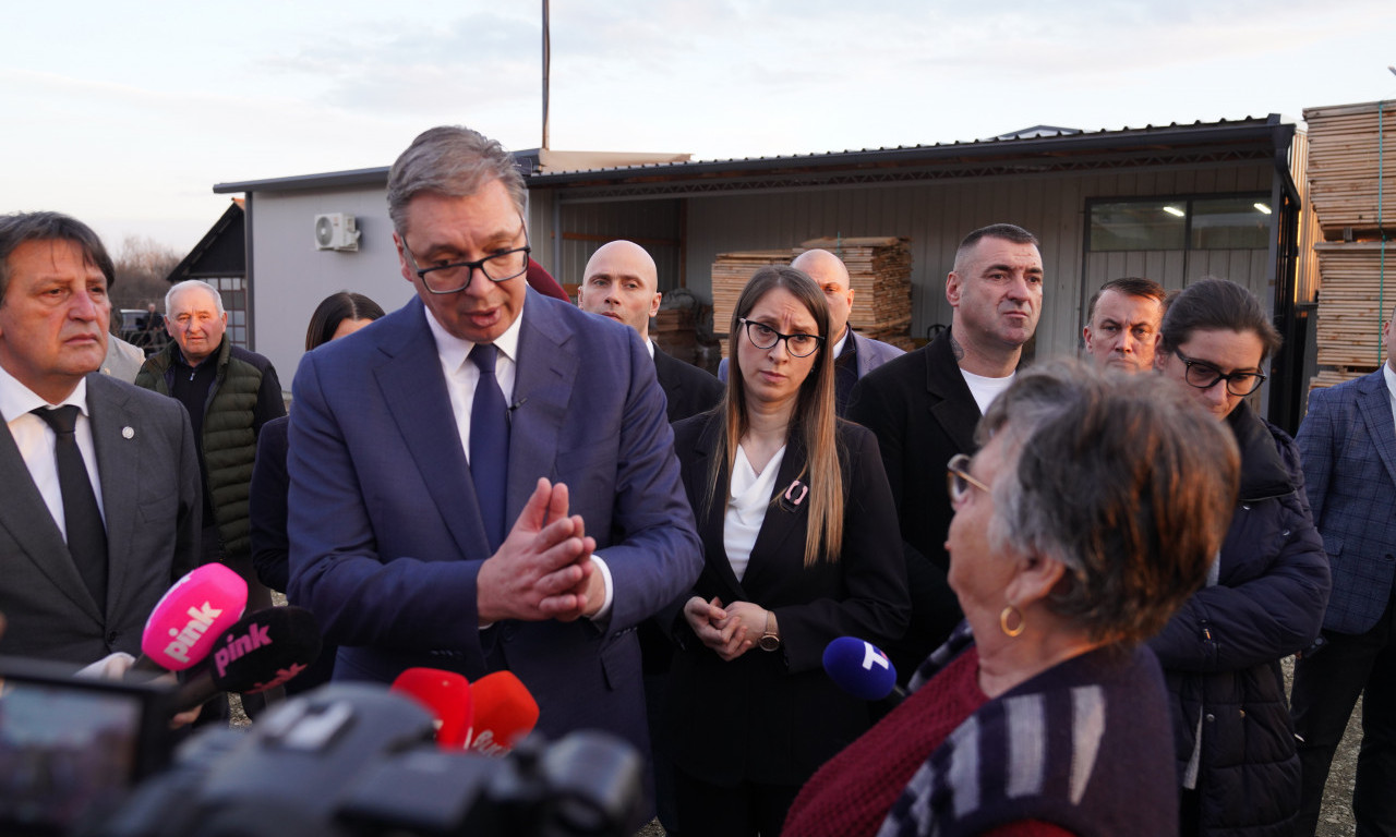 VUČIĆ SA MEŠTANIMA VARVARINA Stavite se malo u tuđe cipele, lako je biti protiv svega