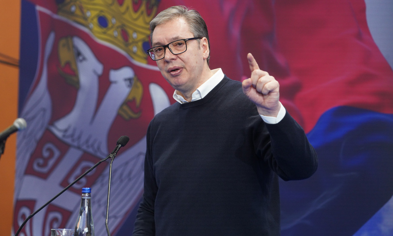 DO VIDOVDANA ĆU NAPISATI KNJIGU "KAKO SAM POBEDIO REVOLUCIJU"! Vučić pred krcatom halom u Kikindi: Narod se pita (VIDEO)