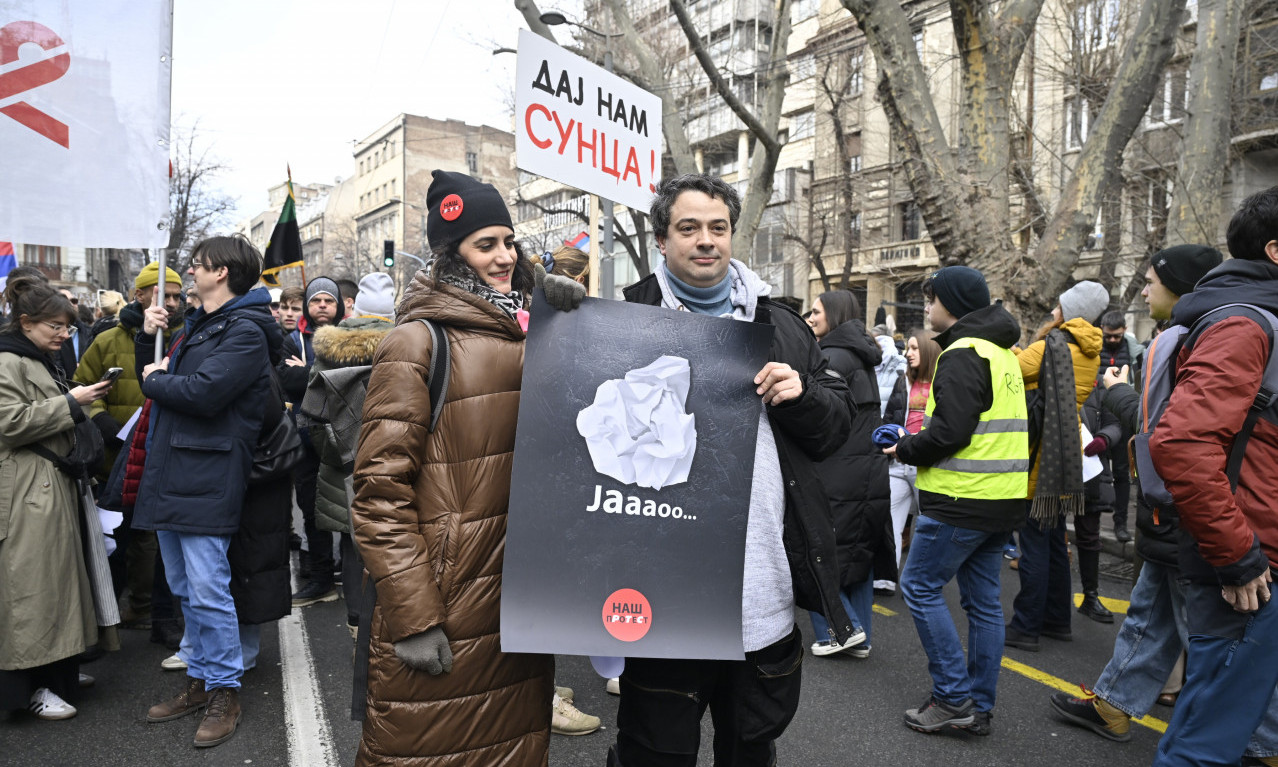 DA LI SU STRANCI UMEŠALI PRSTE U STUDENTSKE PROTESTE? Srbijom bruje reči čuvenog američkog vojnog komentatora!