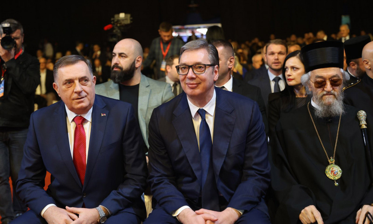 NISTE SVESNI KOLIKO VAS VOLIMO I NIKADA NEĆEMO PRESTATI: Vučićeva poruka za narod u Republici Srpskoj! (FOTO/VIDEO)