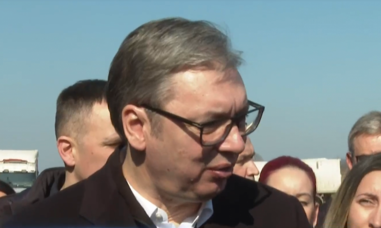 PREDSEDNIK SRBIJE U BRANIČEVSKOM OKRUGU Vučić u poseti manastiru Zaova kod Malog Crnića (VIDEO)