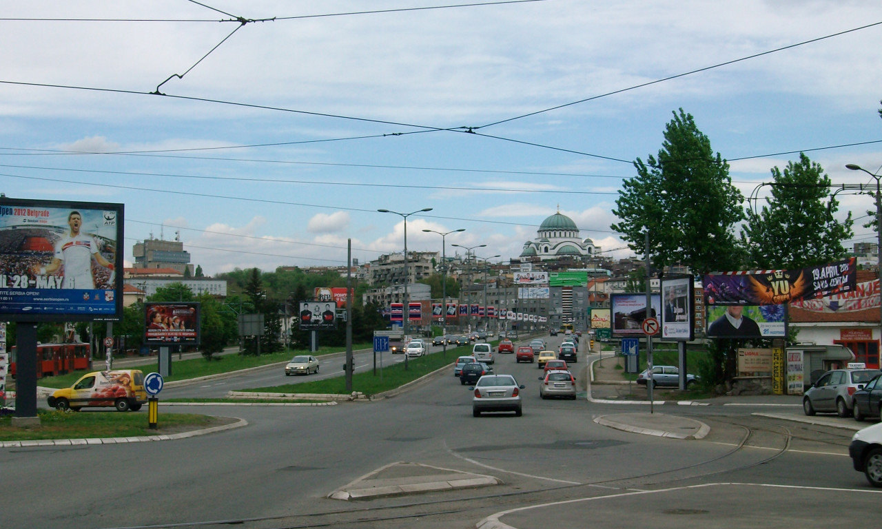 DA LI STE VIDELI NOVE SEMAFORE U KRUŽNOM TOKU NA AUTOKOMANDI? Od danas rade, a evo i po kom principu