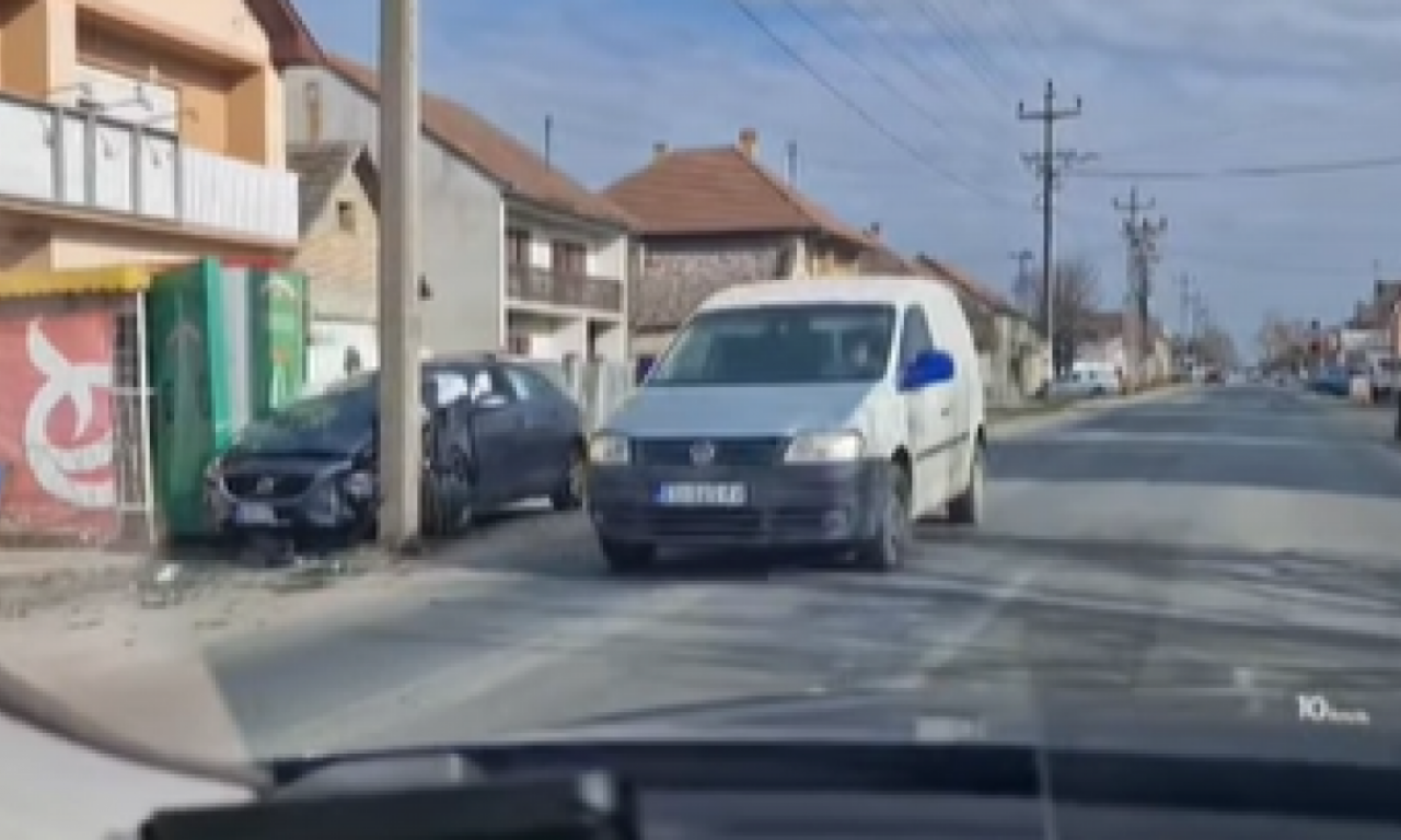 IMA POVREĐENIH Teška saobraćajka u Kuzminu (VIDEO)