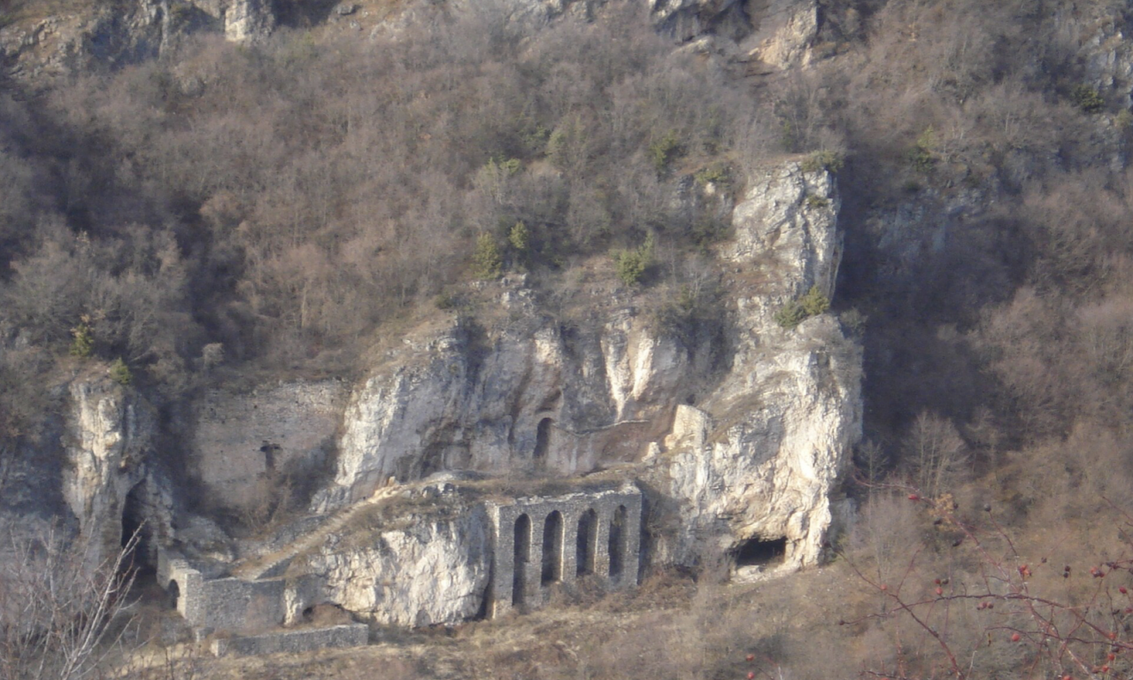 EPARHIJA ĆE PREUZETI MERE u cilju zaštite isposnice Svetog Petra Koriškog