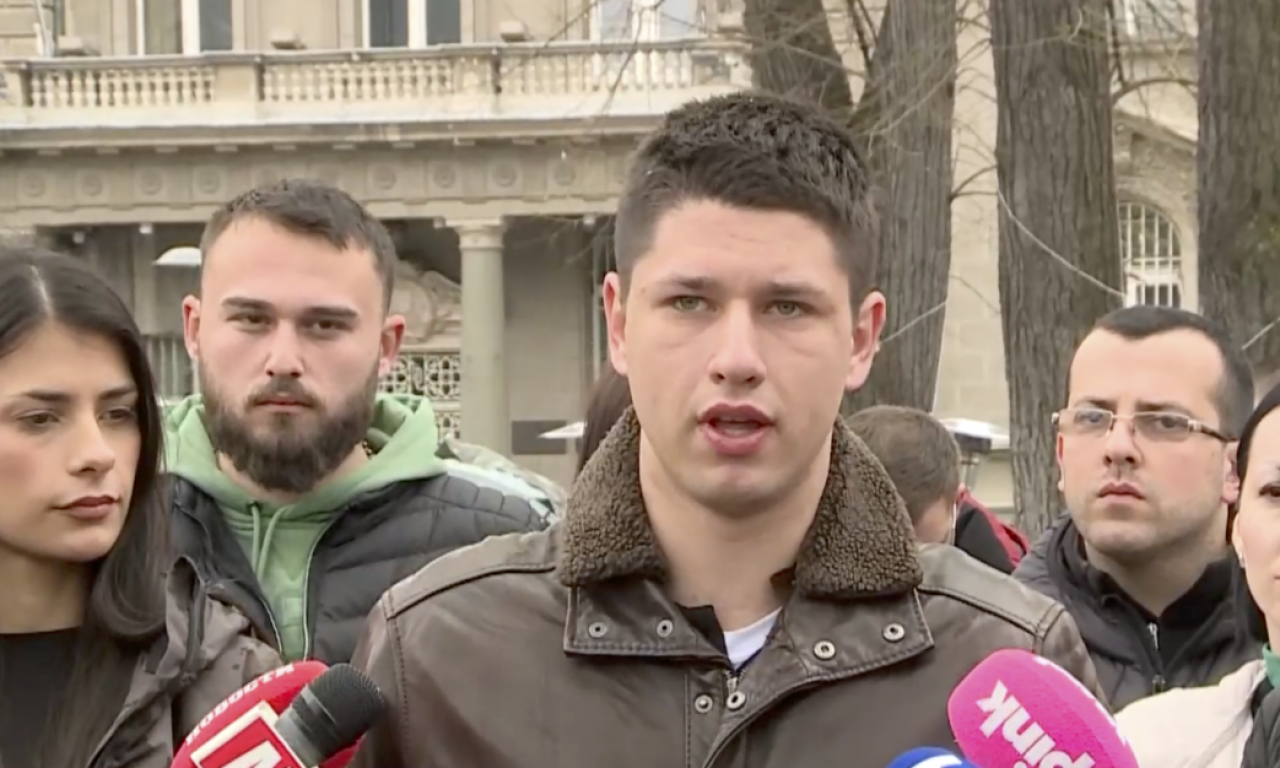 STUDENTI KOJI ŽELE DA UČE: Cele noći su nas provocirali i napadali (VIDEO)