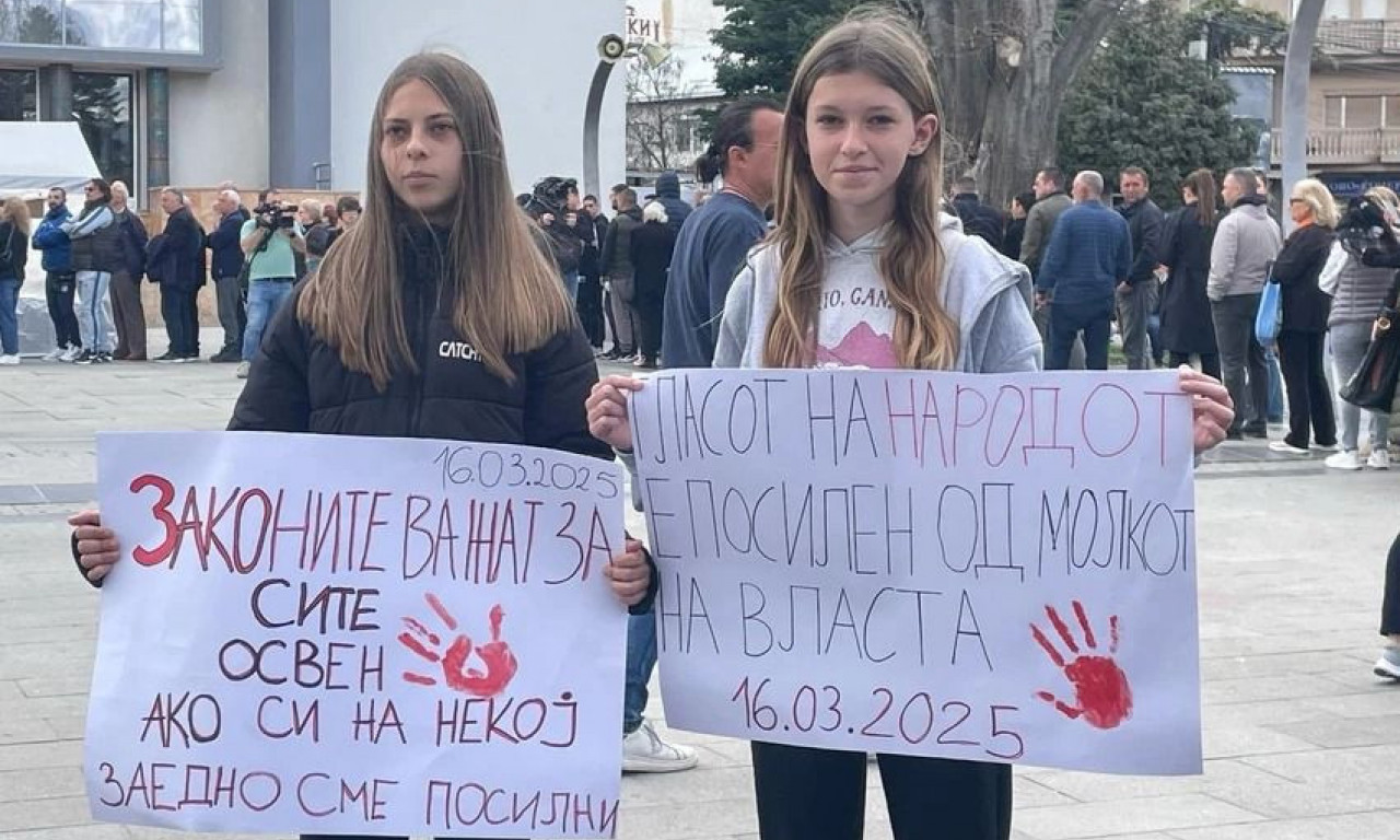 "KRVAVE RUKE" NA ULICAMA SEVERNE MAKEDONIJE Protesti po istom šablonu kao u Srbiji! (FOTO + VIDEO)