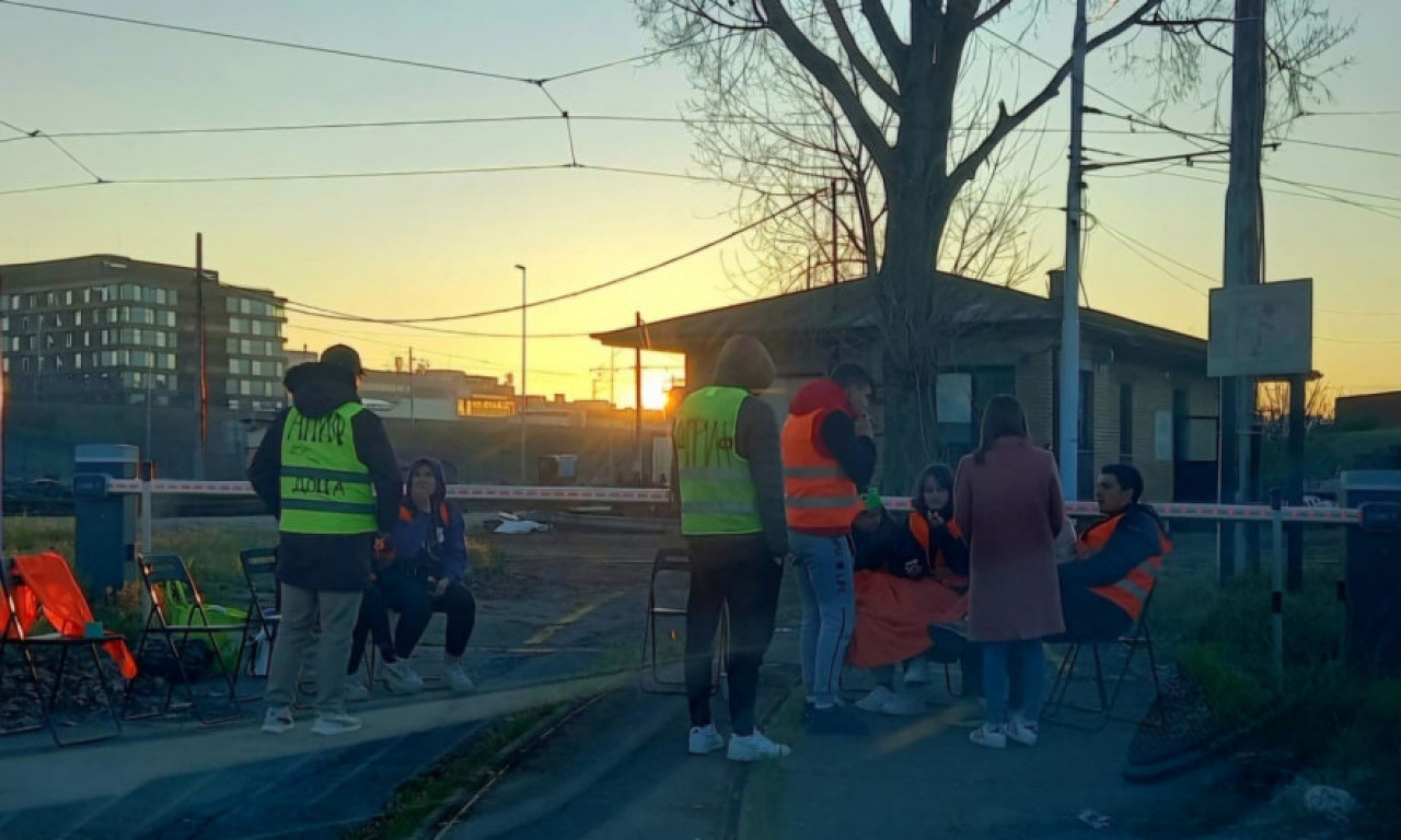 BEOGRAĐANI, POGLEDAJTE OVO Zbog 20 blokadera na ulice nije izašlo 280 vozila, evo šta kažu u GSP (FOTO)