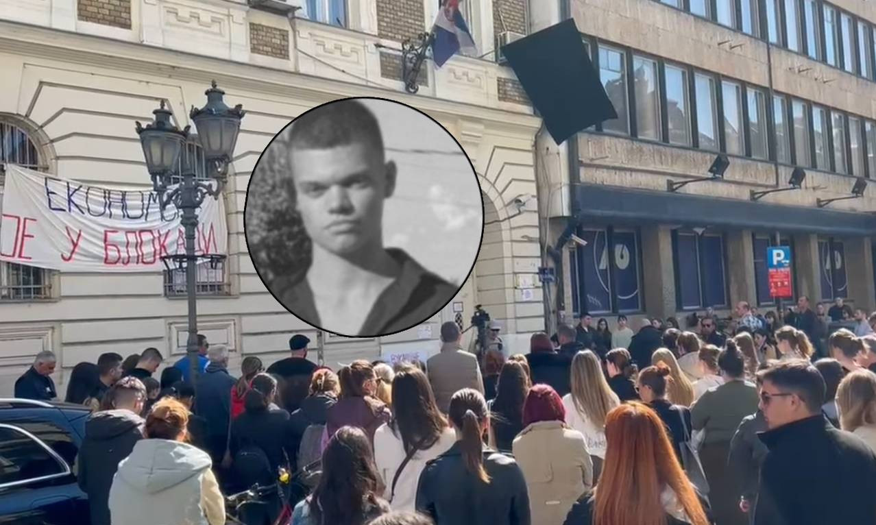 PREMINUO VUKAŠIN (18) POVREĐEN U PADU NADSTREŠNICE Poslednji opraštaj od mladića ispred škole u koju je išao (VIDEO)