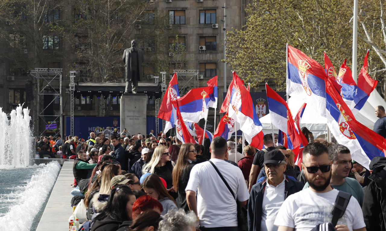 MOĆNE PORUKE SVIM SRBIMA TOKOM DRUGOG DANA SABORA: "Moramo da se borimo za našu državu" (FOTO+VIDEO)