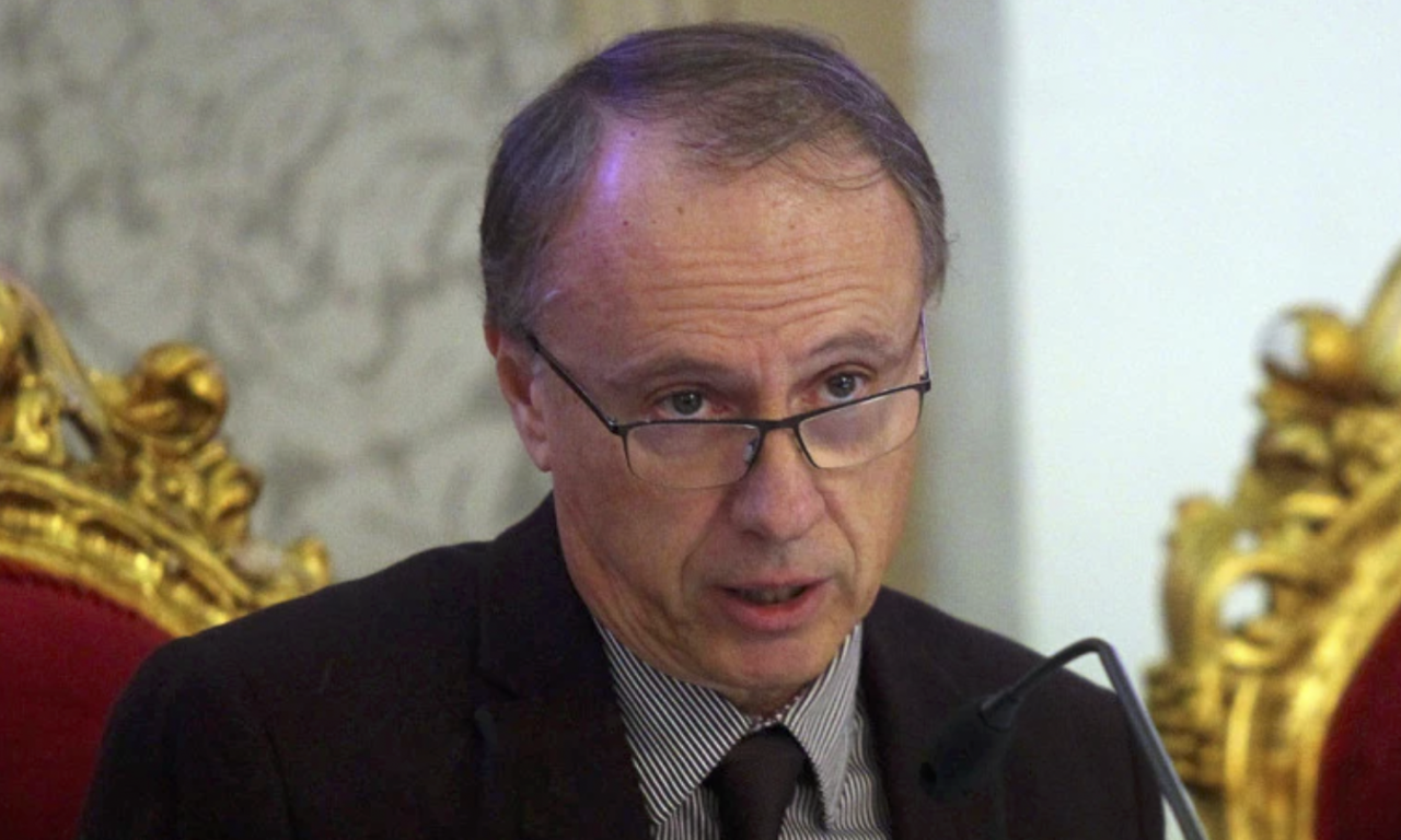 REKTOR VLADAN ĐOKIĆ U POLICIJI Mora da odgovori na ova pitanja